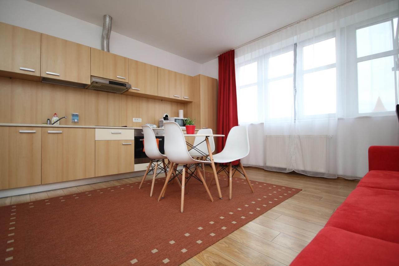 Flowers Apartments Timisoara Bagian luar foto