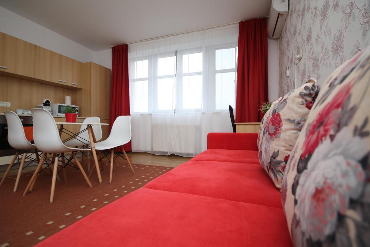Flowers Apartments Timisoara Bagian luar foto